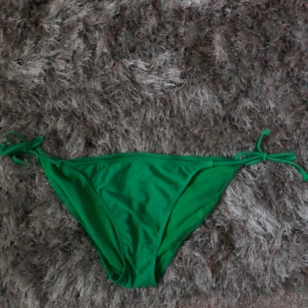 Bikini bottoms